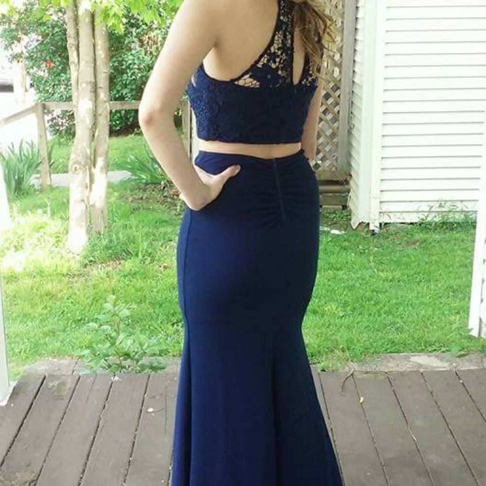 Prom Dress - Picture 5 of 6